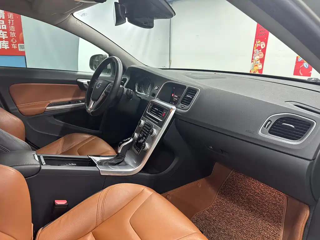 Volvo S60 2017 S60L T5 Smart Drive Edition