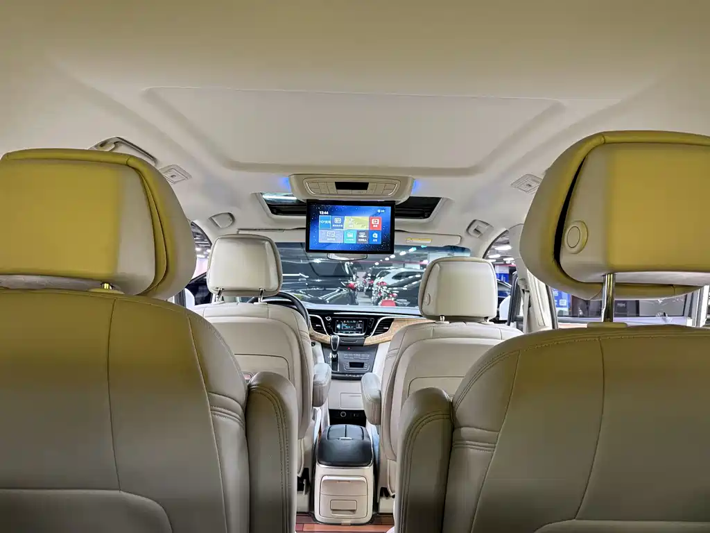 Buick GL8 2017 ES 28T Comfort Edition National V