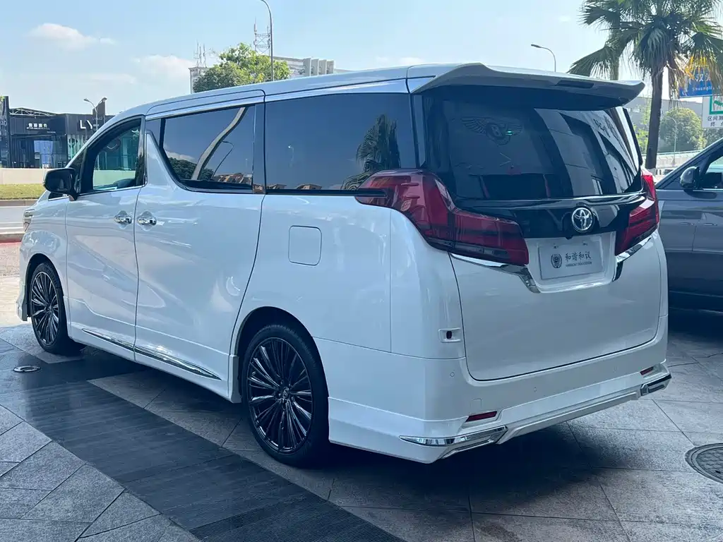 Alphard 2020 2.5L尊贵版 Hybrid