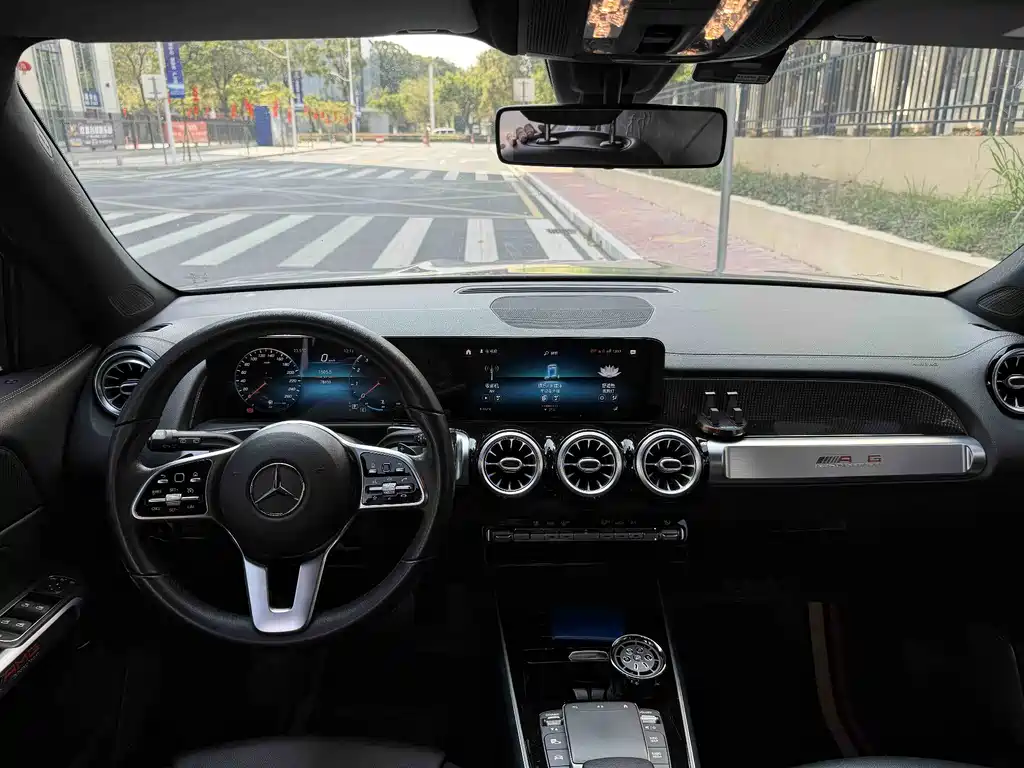 Mercedes-Benz GLB 2021 GLB 200 Sporty Edition