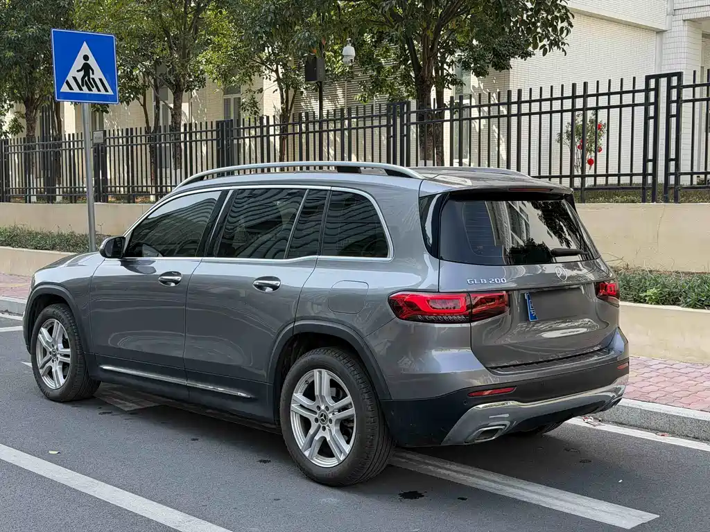 Mercedes-Benz GLB 2021 GLB 200 Sporty Edition