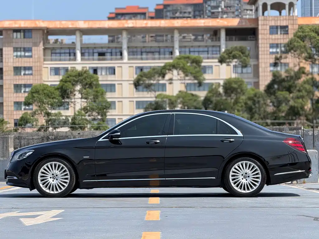 Mercedes S-Class 2019 S 320 L Collectors' Edition