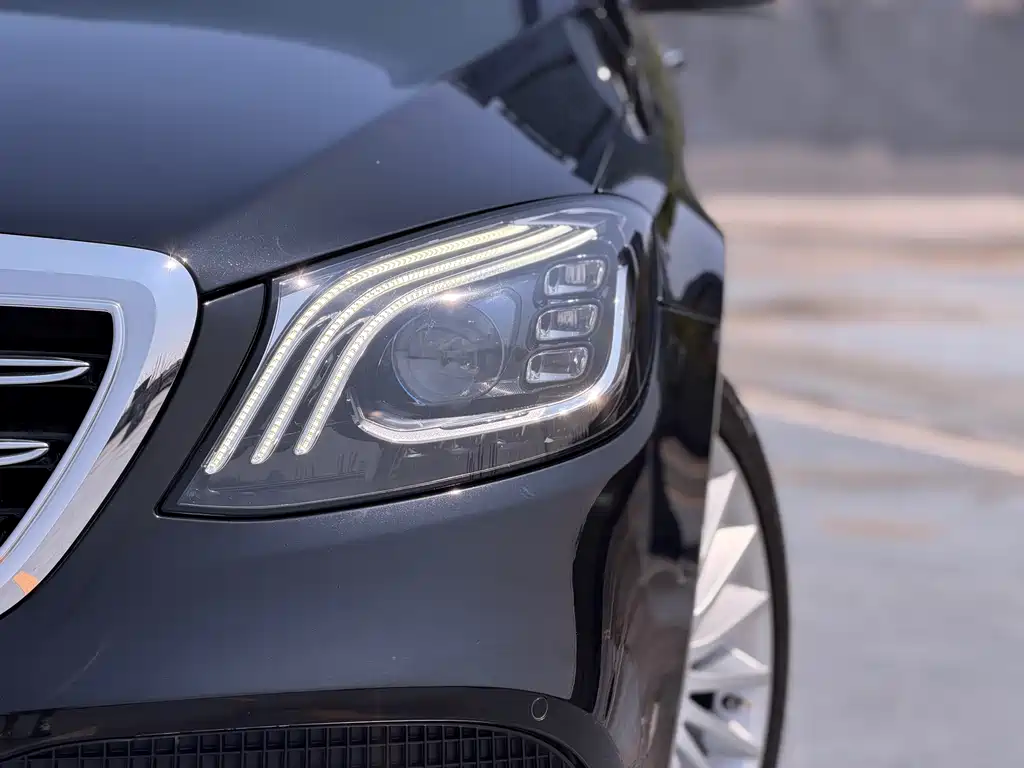 Mercedes S-Class 2019 S 320 L Collectors' Edition