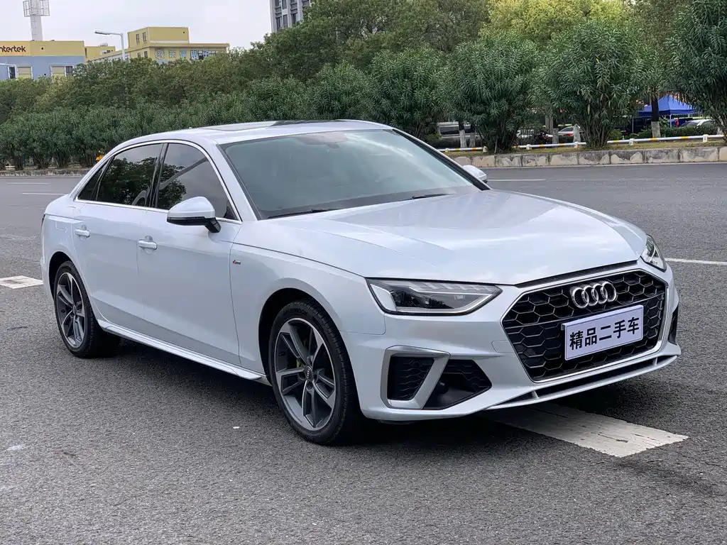 Audi A4L 2020 40 TFSI Fashion Dynamic Edition
