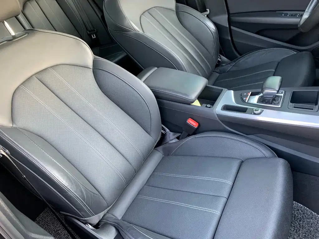 Audi A4L 2020 40 TFSI Fashion Dynamic Edition