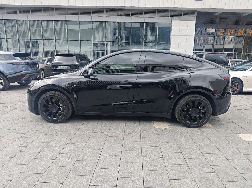 Model Y 2021 Long Range All-Wheel Drive Edition 3D7