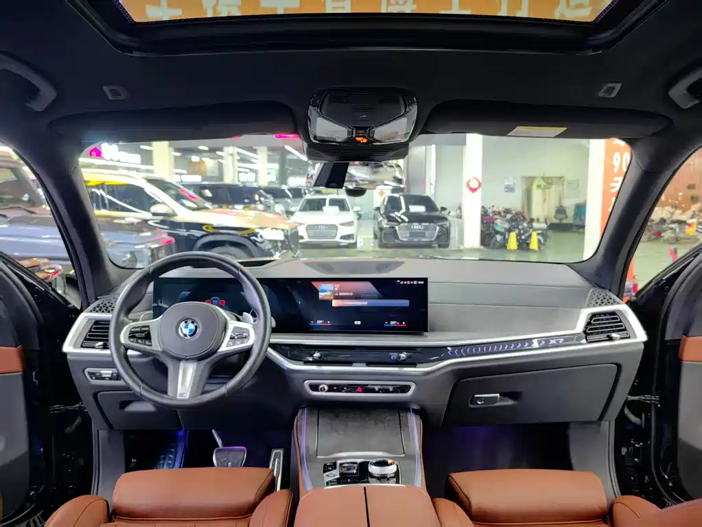BMW X7 2023 xDrive40i Luxury Package Excellence Edition