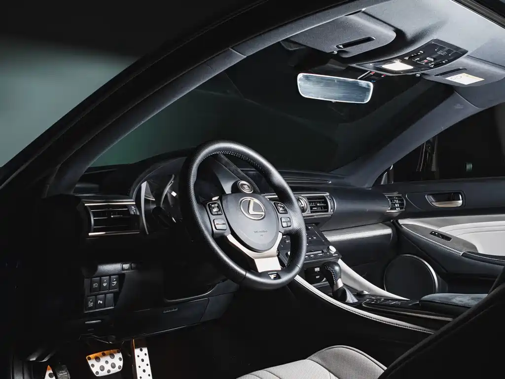 Lexus RC F 2015 F 5.0L Apex Edition