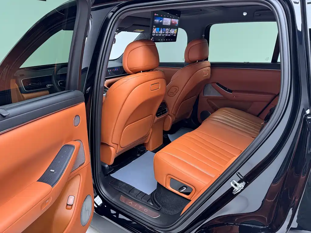 SUV M7 2026 Edition Range-Extended Max 4WD 5-Seater 192-line LiDAR