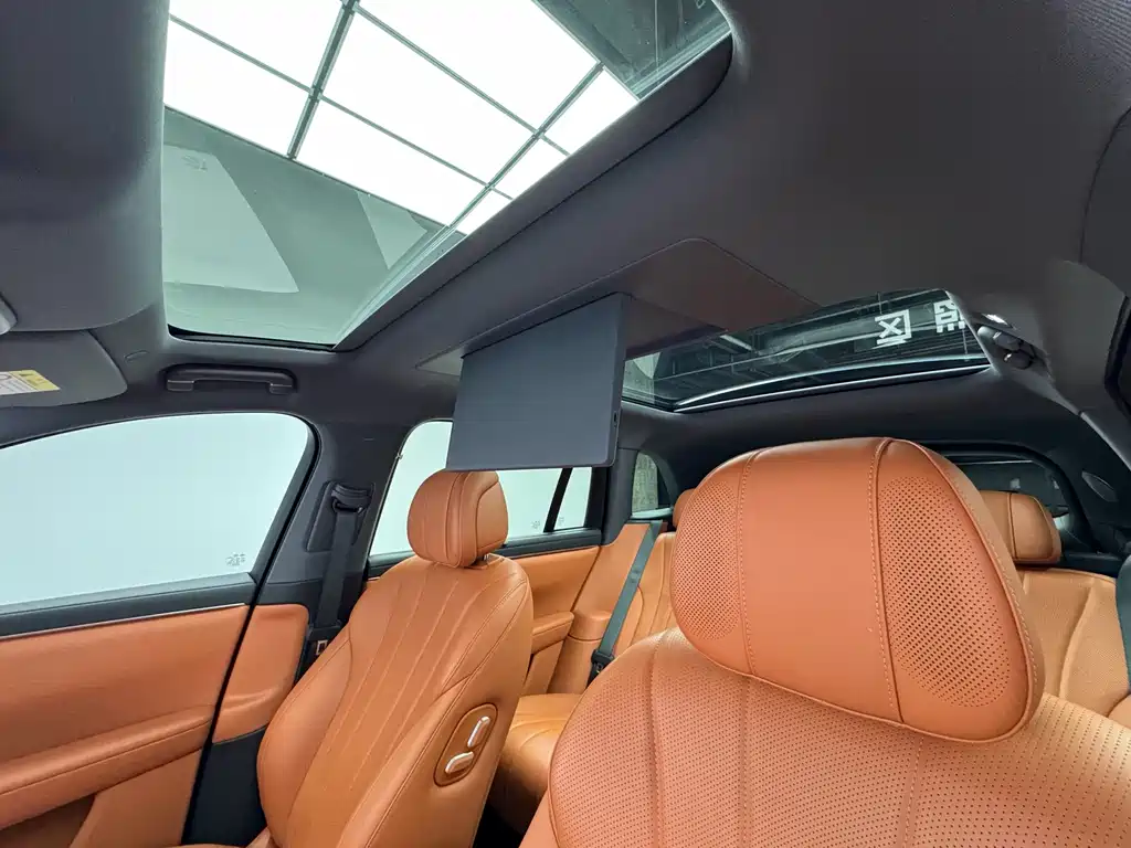SUV M7 2026 Edition Range-Extended Max 4WD 5-Seater 192-line LiDAR