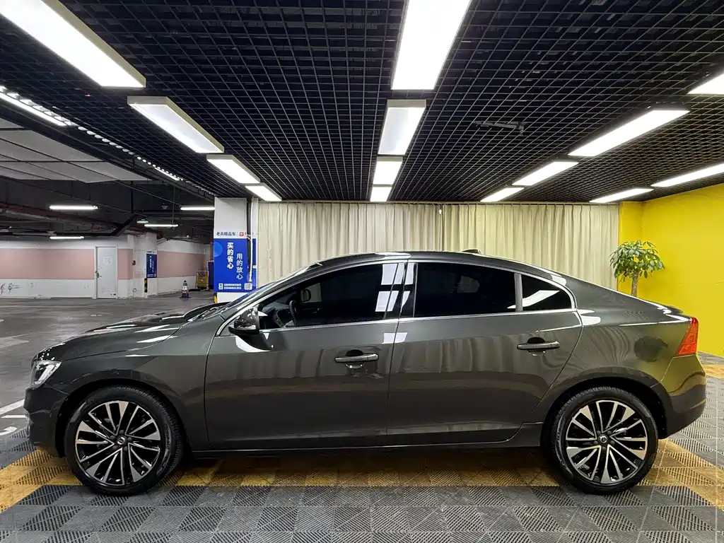Volvo S60 2018 S60L T4 Smart Vision 2018 Edition