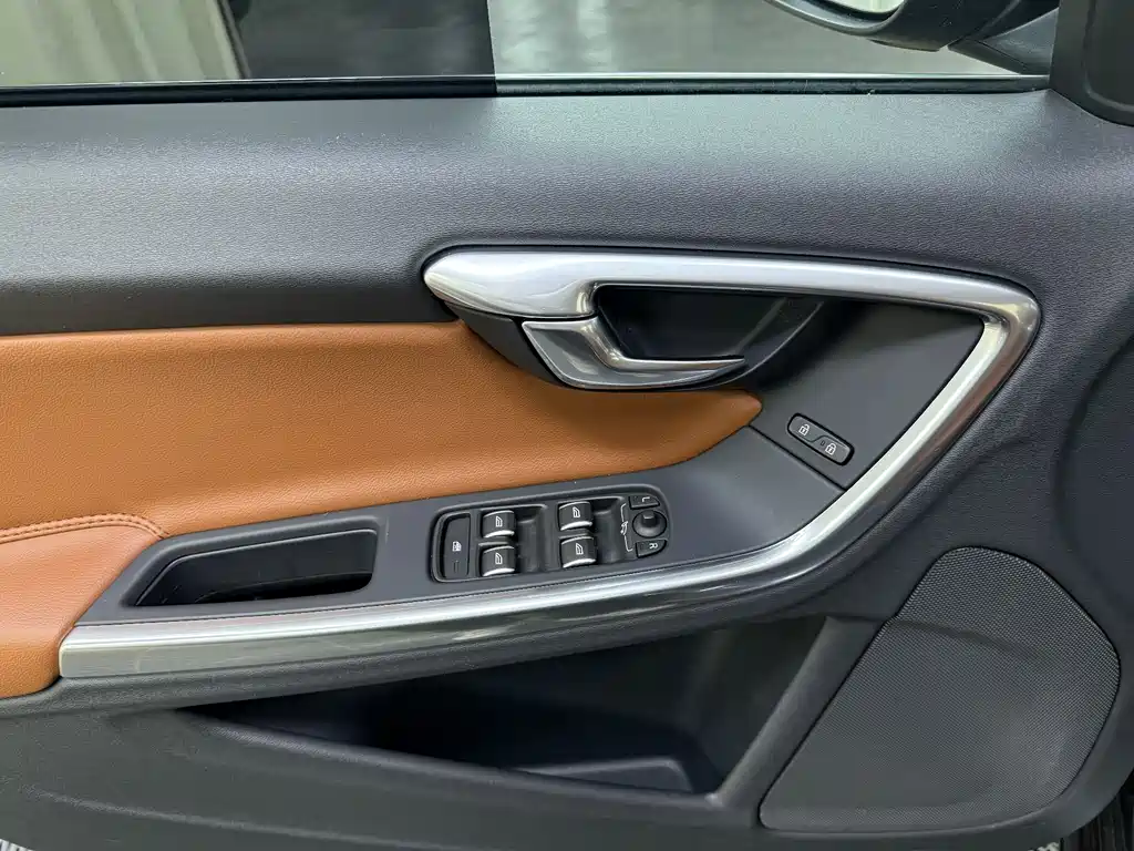 Volvo S60 2018 S60L T4 Smart Vision 2018 Edition