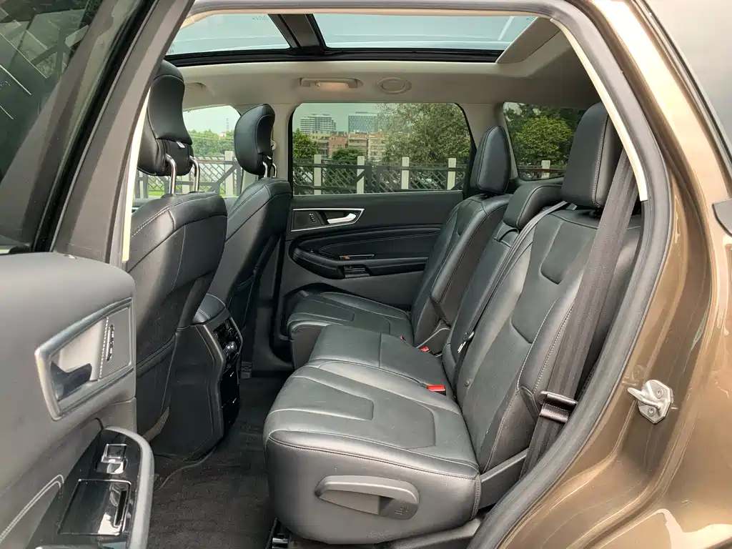 Escape 2016 EcoBoost 245 AWD Premium 7-seat