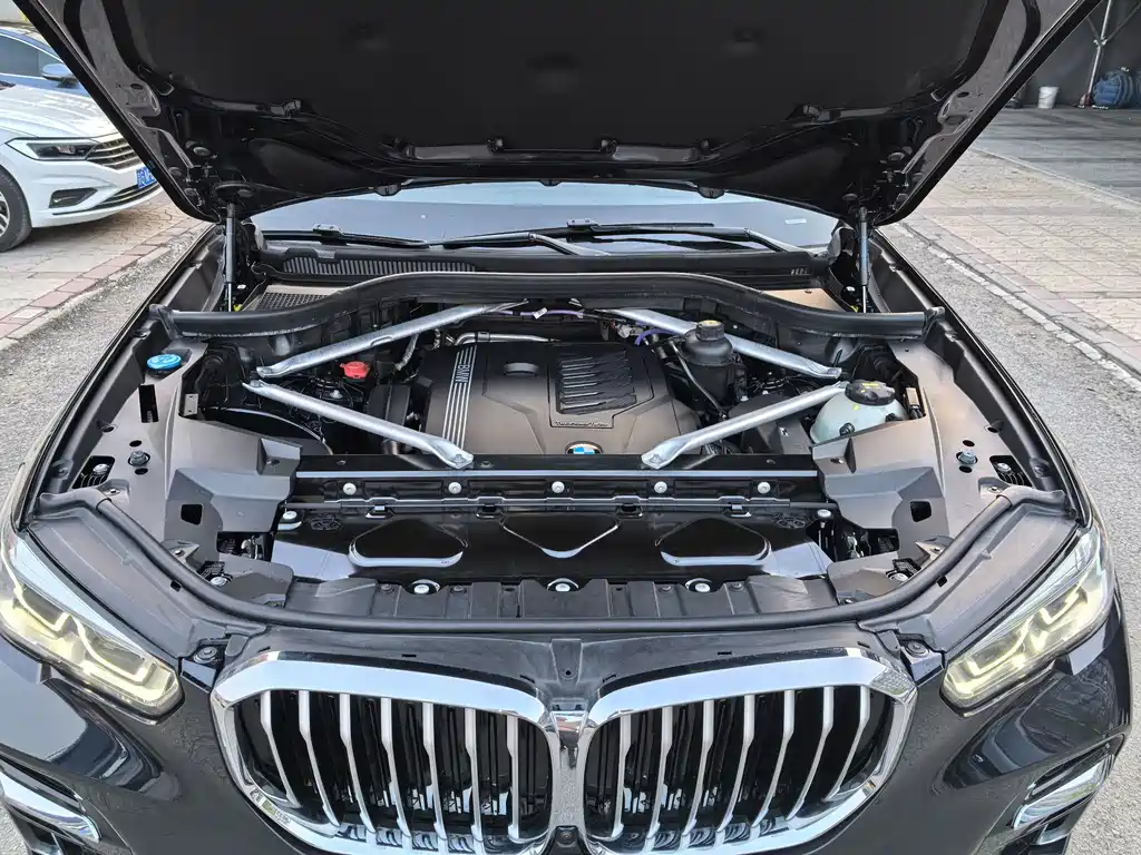 BMW X5 2022 Facelift xDrive 40Li M Sport Package