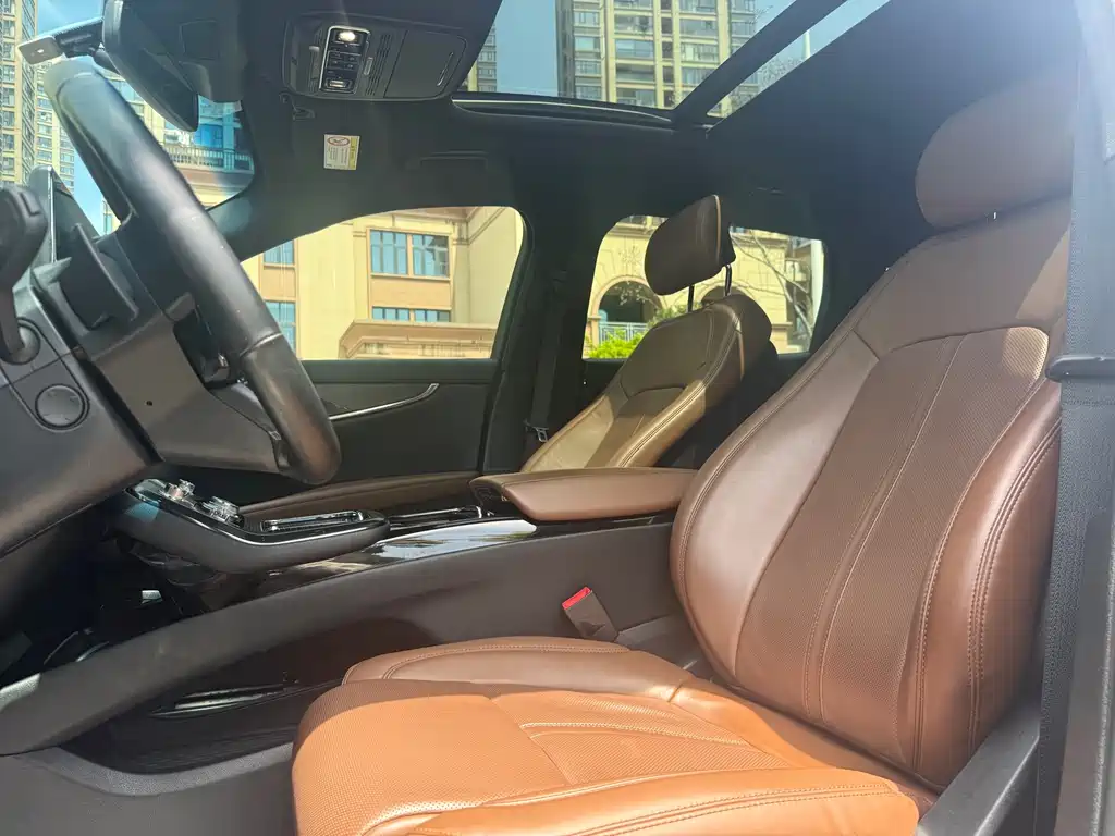 Navigator 2022 2.7T AWD Premium Edition