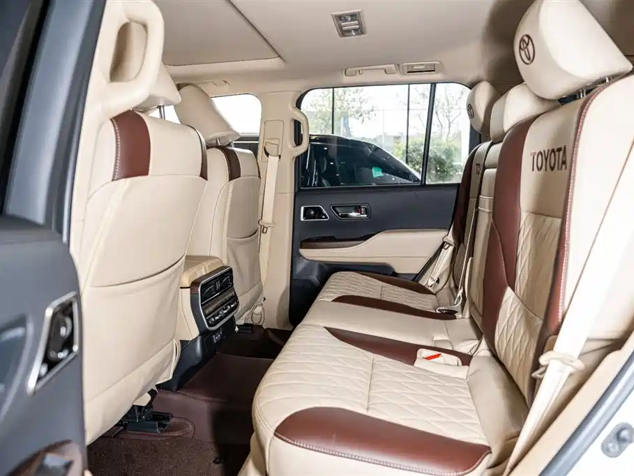 Land Cruiser Prado (Import) 2024 Model 3.5T Middle East Edition