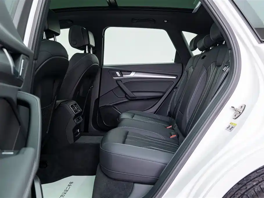 Audi Q5L 2023 40T Premium Dynamic Edition