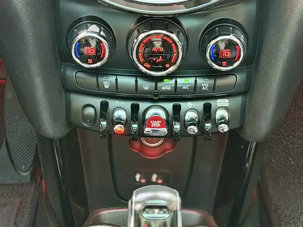 Mini 2018 Artisan 2.0T Cooper S 5-Door Edition