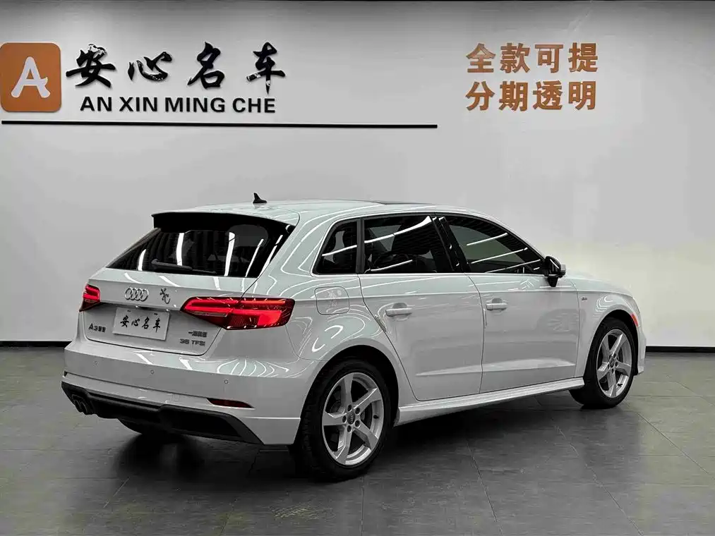 Audi A3 2019 Sportback 35 TFSI Style Edition National V