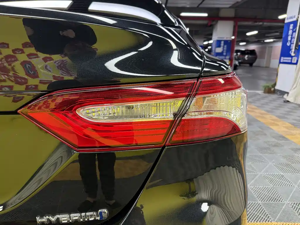 Camry 2021款 Hybrid 2.5HGVP Leading Edition