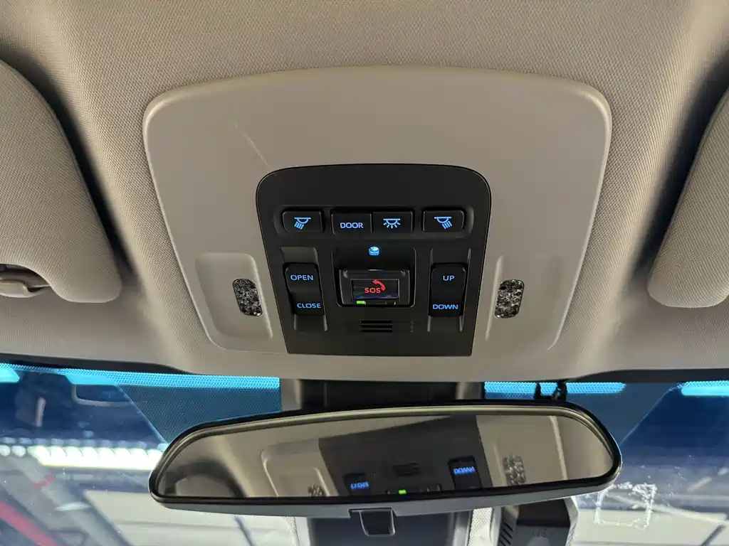 Camry 2021款 Hybrid 2.5HGVP Leading Edition