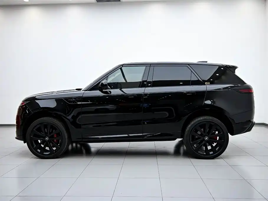 Range Rover Sport 2025 Edition 400PS Stealth Special Edition