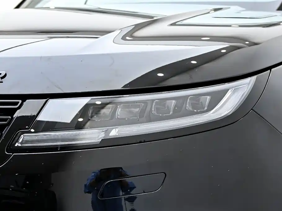 Range Rover Sport 2025 Edition 400PS Stealth Special Edition