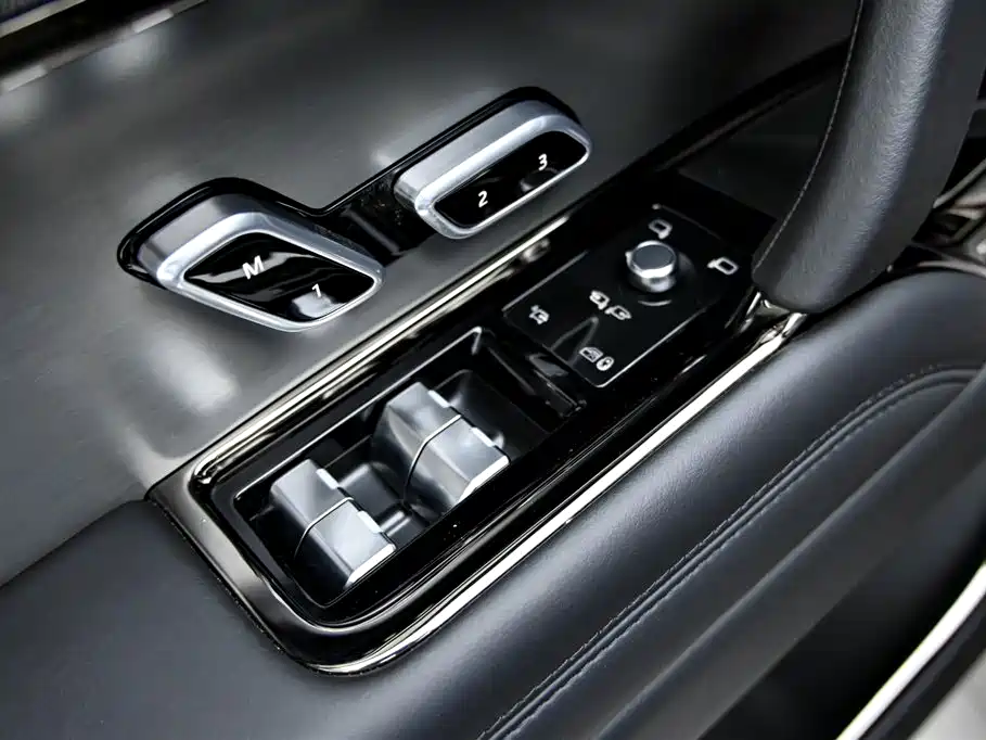 Range Rover Sport 2025 Edition 400PS Stealth Special Edition