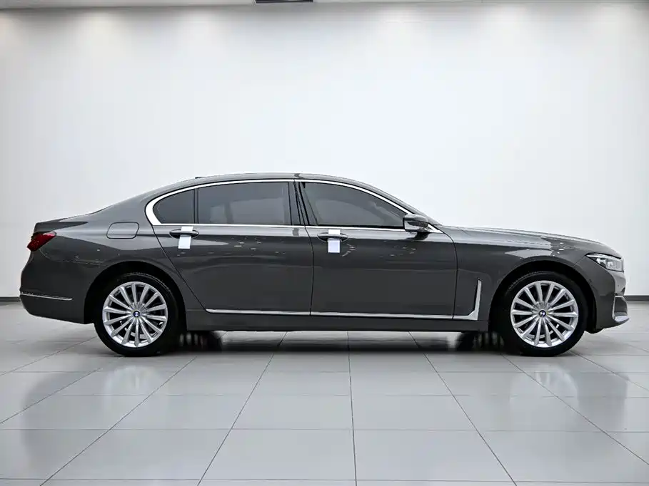 BMW 7 Series 2021 730Li Luxury Package