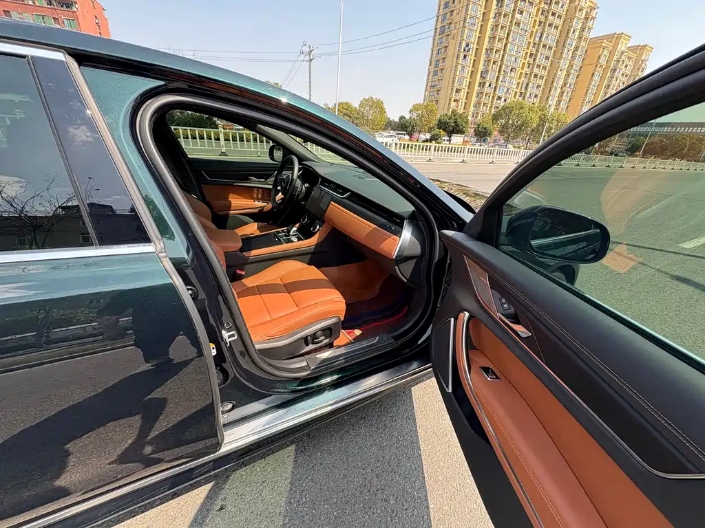 Jaguar XFL 2023 model XFL 2.0T P250 Two-Wheel Drive Elite Sports Edition