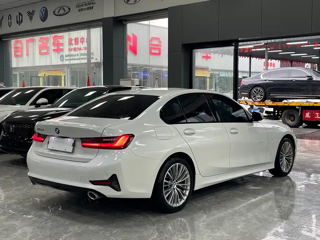 BMW 3 Series 2022 Model Refresh 320i Sport Package