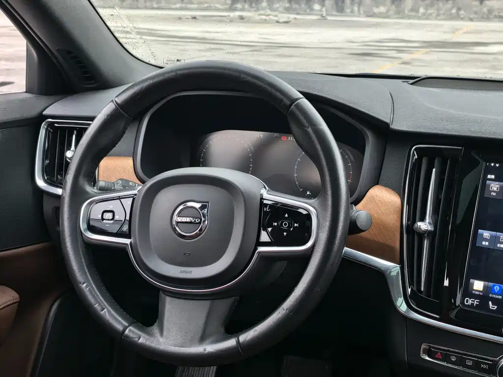 Volvo S90 2021 B5 Intelligent Luxury Edition