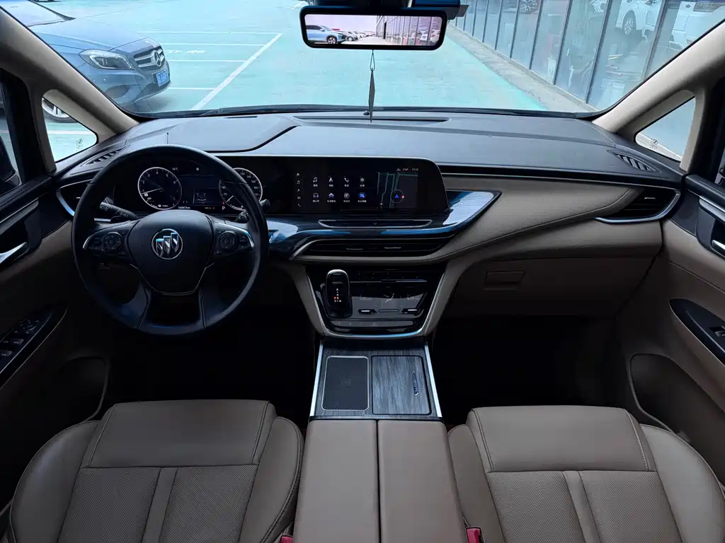 Buick GL8 2021 ES Luxury 653T