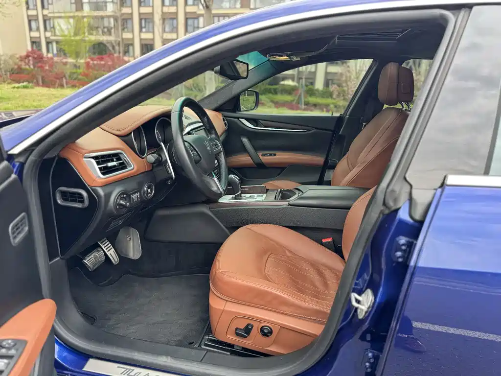 Ghibli 2014 3.0T Standard Edition