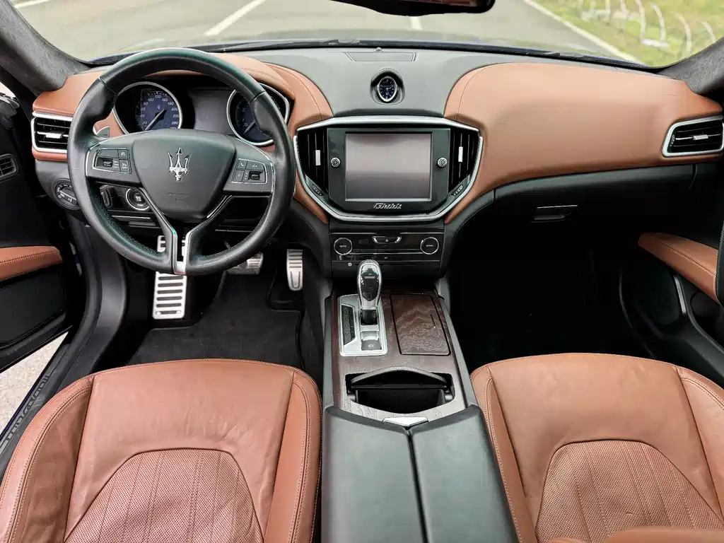 Ghibli 2014 3.0T Standard Edition