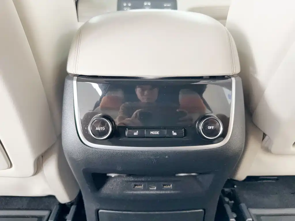 Lemon ONE 2021 Model, Extended Range 6-Seater Edition