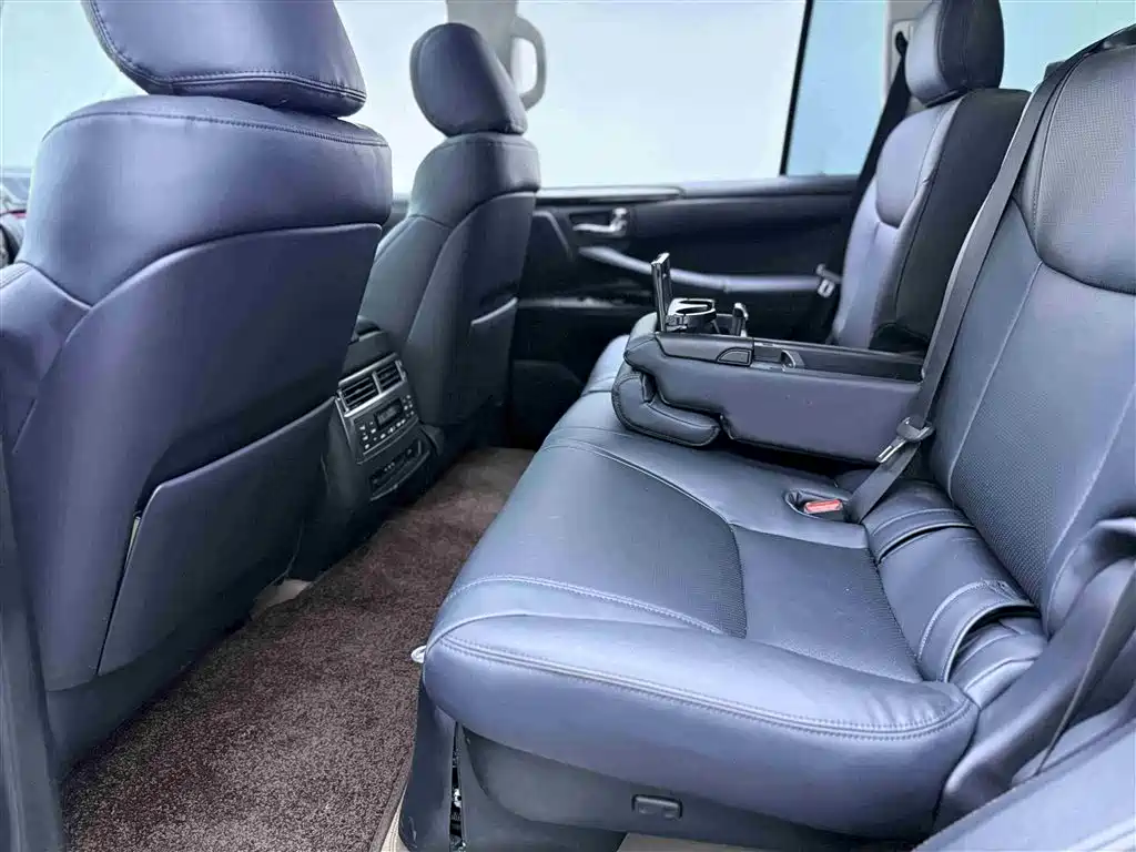 Lexus LX 2009 570