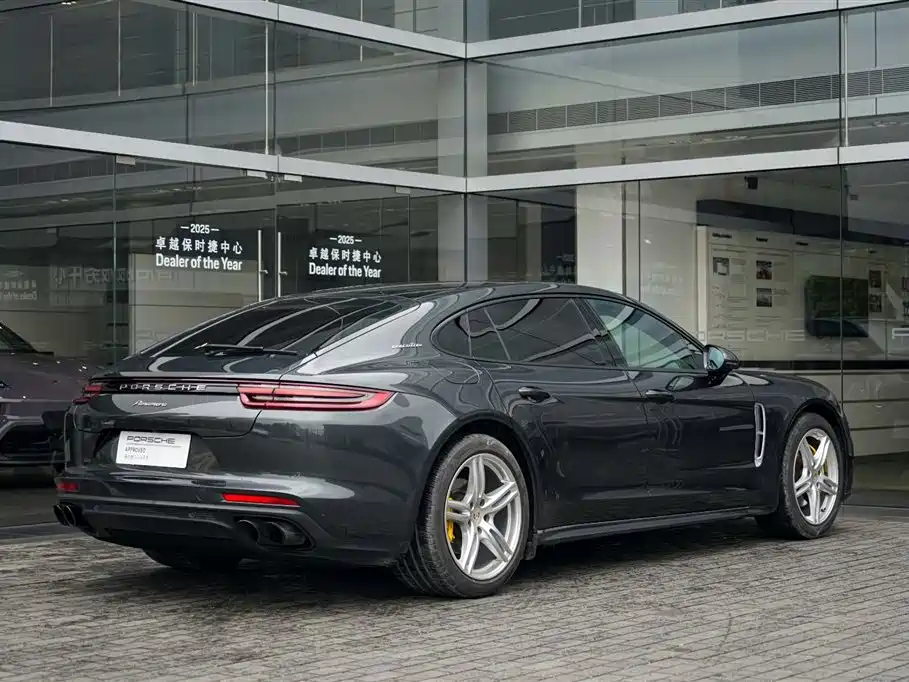 Panamera 2017 Executive Long Wheelbase 3.0T