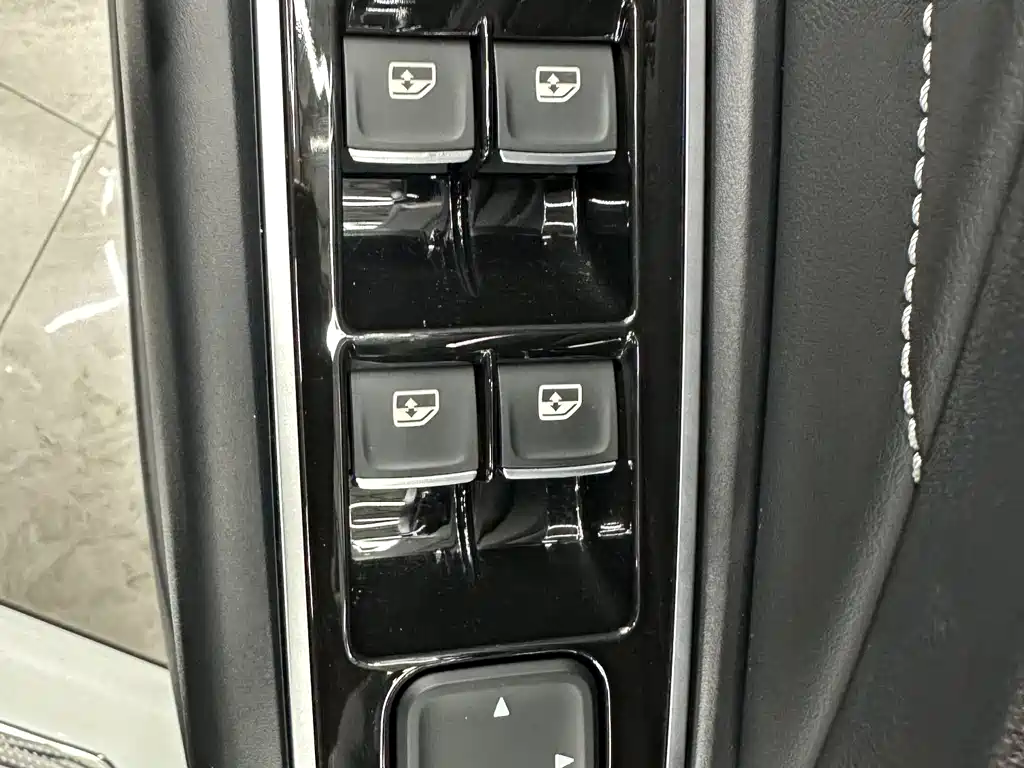 Volkswagen VS7 2023 280TSI DSG Joy Edition