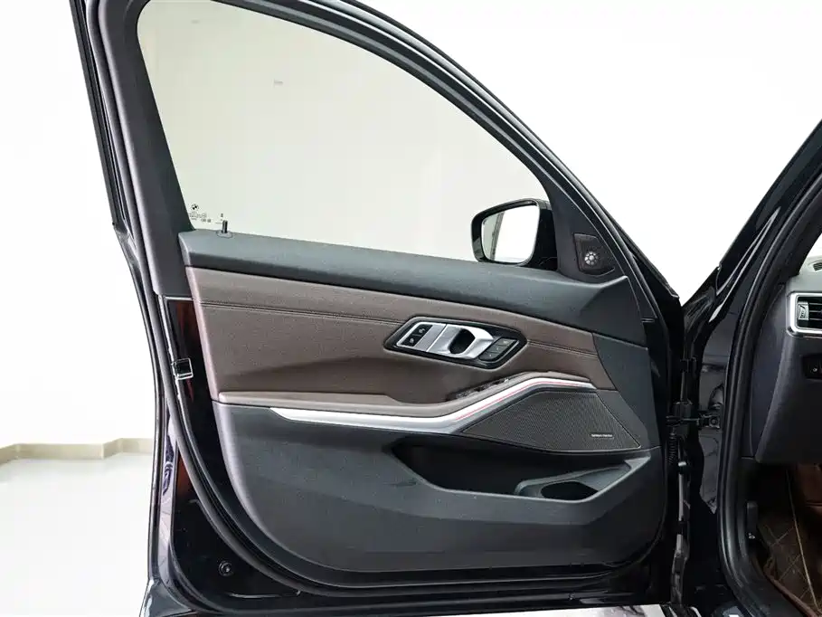 BMW 3 Series 2023 Model 330i M Sport Nightshade Package