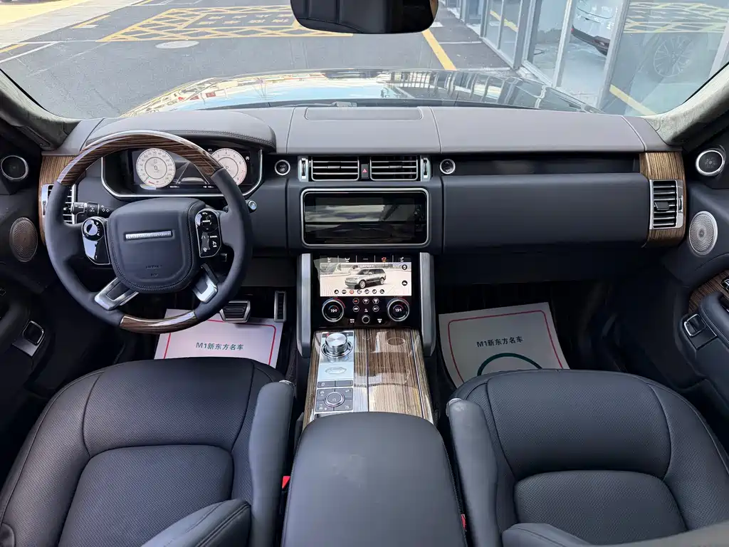 Range Rover 2019 3.0 SC V6 Long Wheelbase Edition