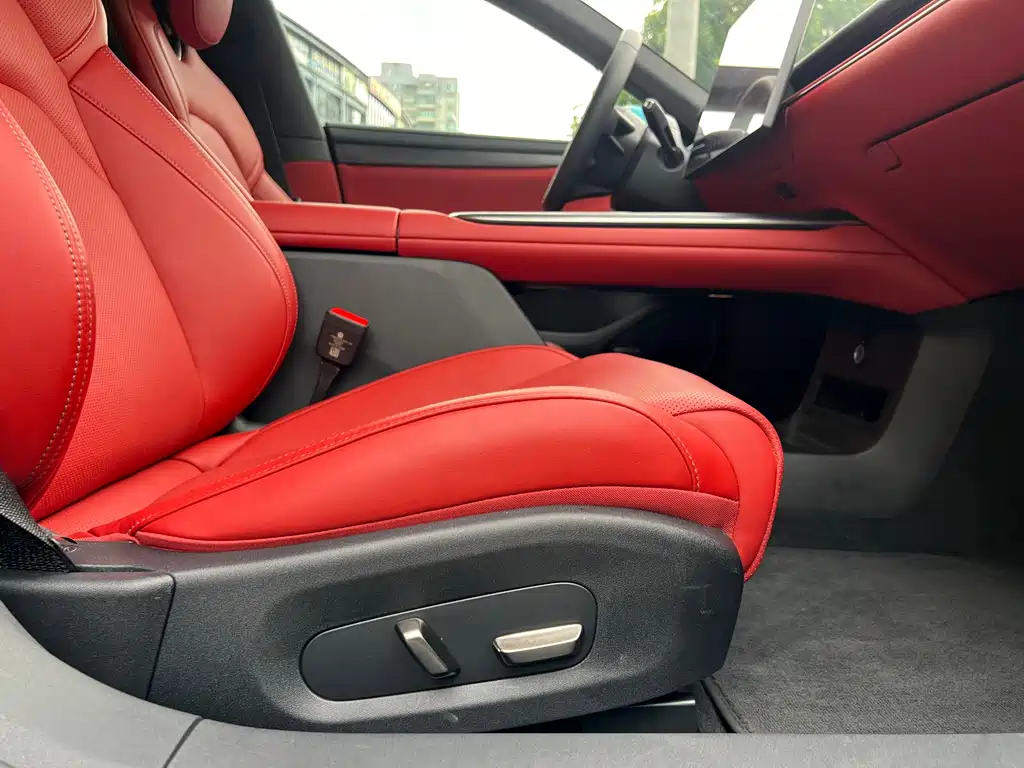 Xiaomi SU7 2024 Edition Rear-wheel Drive Long-range Intelligent Driving Version
