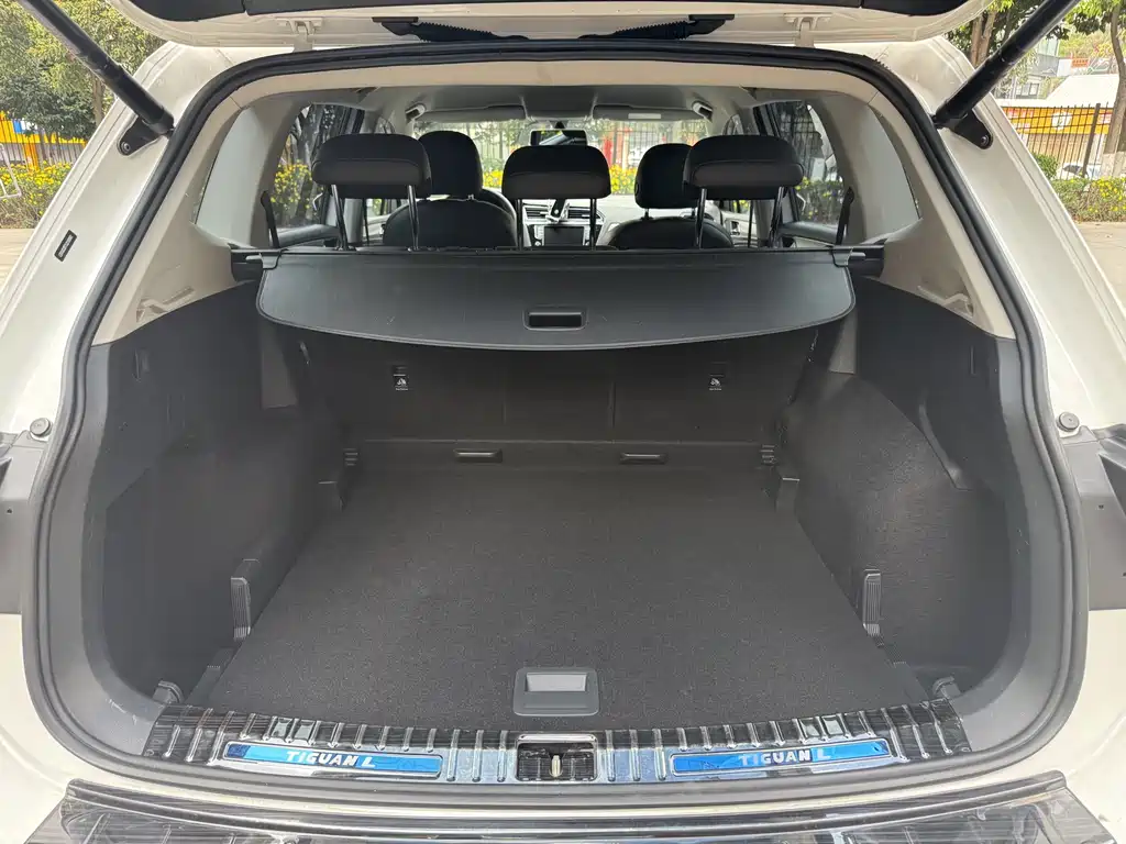 Tiguan L 2018 330 TSI Automatic Two-wheel Drive Comfort Edition