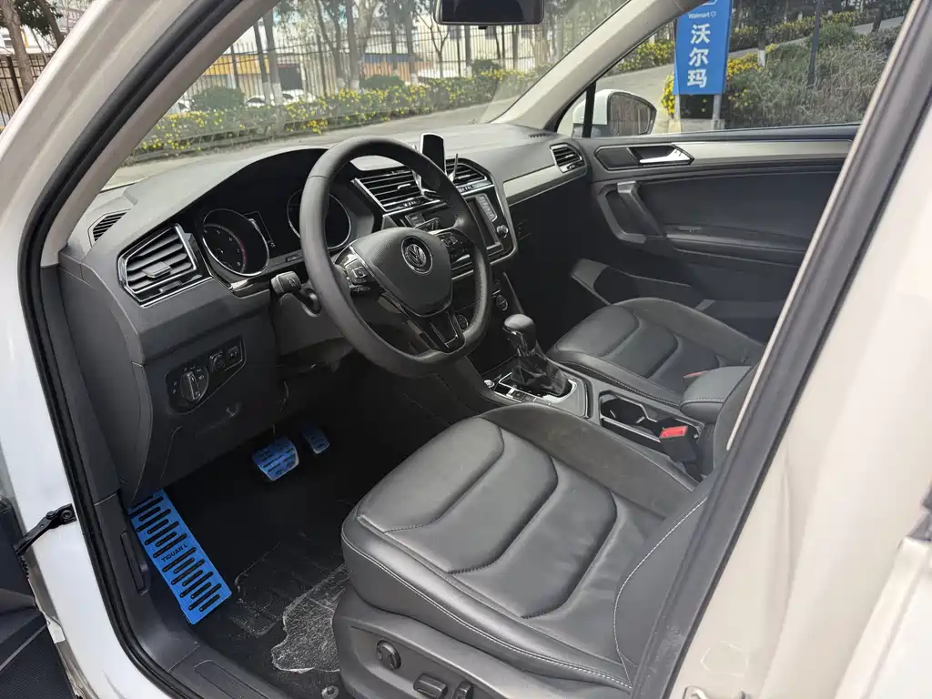 Tiguan L 2018 330 TSI Automatic Two-wheel Drive Comfort Edition