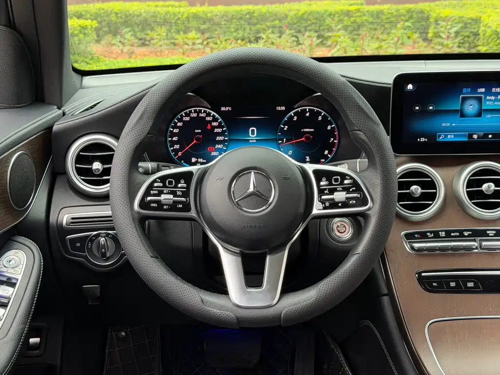 Mercedes-Benz GLC 2022 GLC 300 L 4MATIC Dynamic Edition