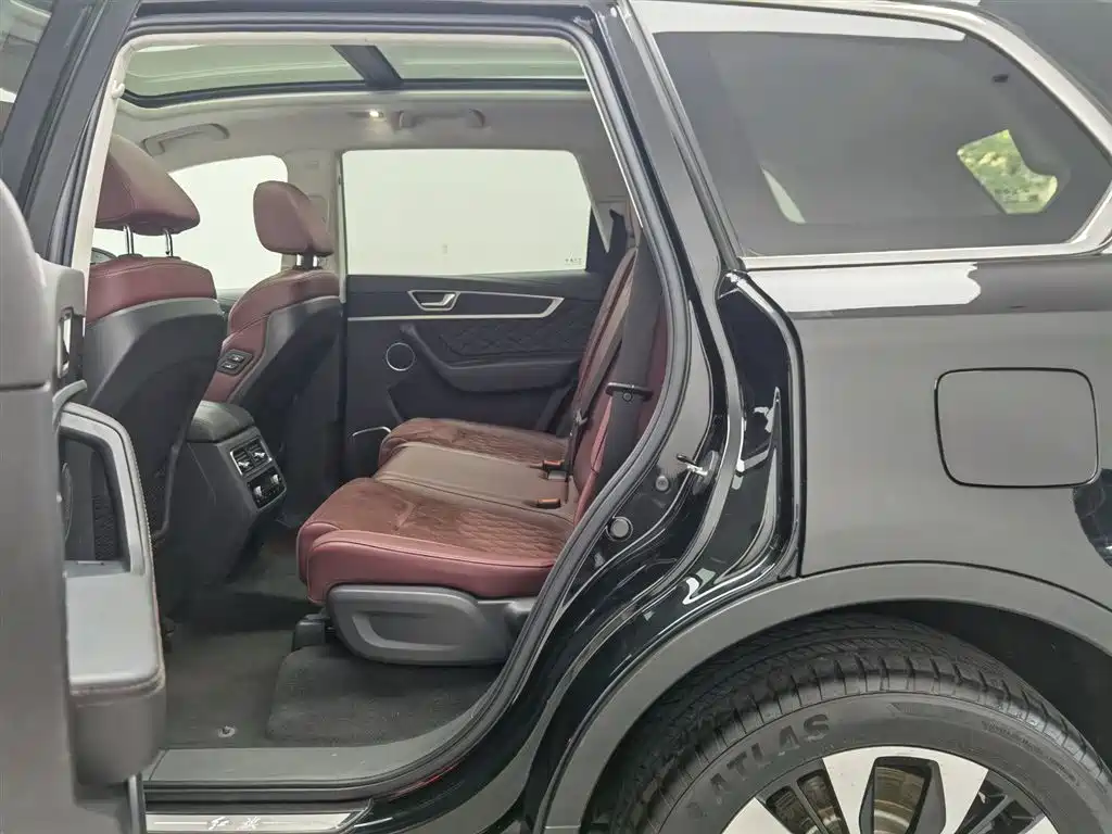 红旗HS7 2022 3.0T Automatic 4x4 Smart Link Flag Enjoy Edition 5-seat