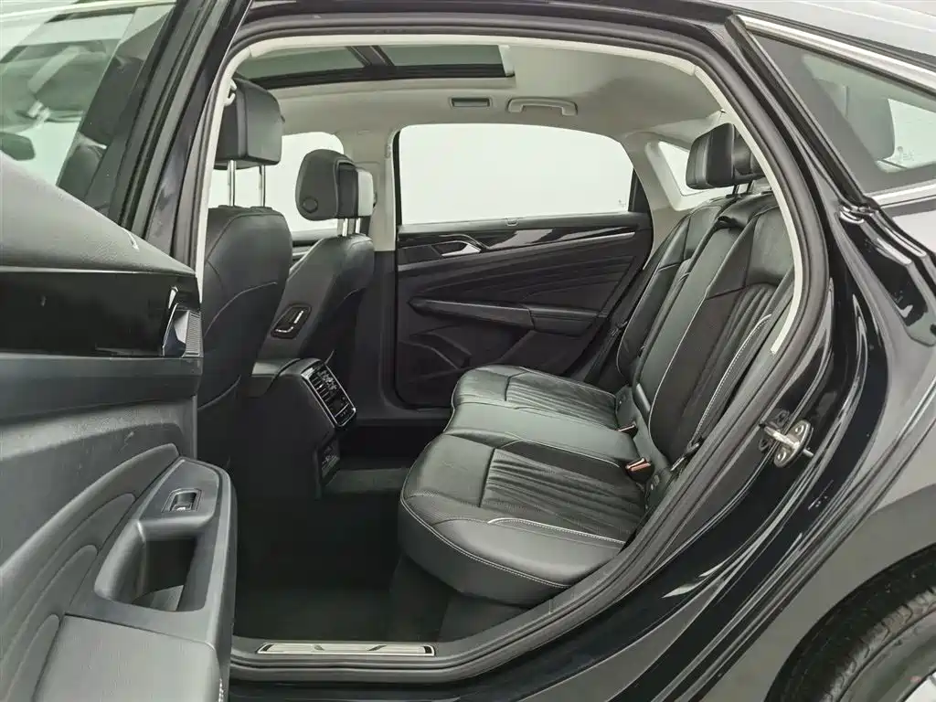Passat PHEV 2022 430 Luxury Hybrid Edition