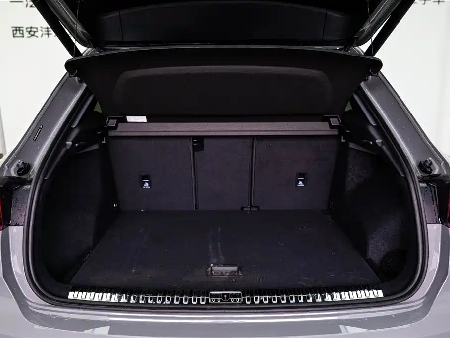 Audi Q3 2020 35 TFSI Fashion Elegance Edition
