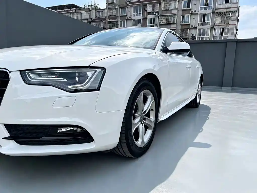 Audi A5 (Import) 2016 Sportback 45 TFSI