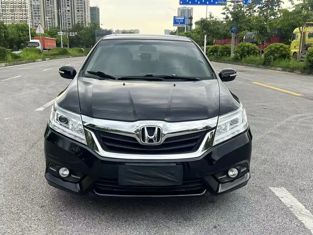 Civic 2015 1.8L Automatic Luxury Edition